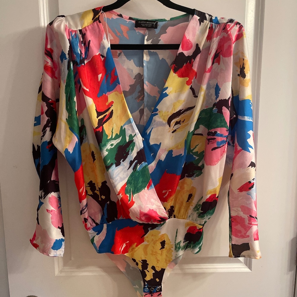 Blouse bodysuit